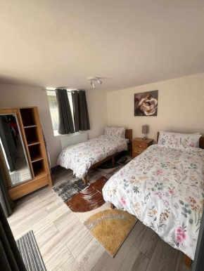 Lovely House In Brentwood